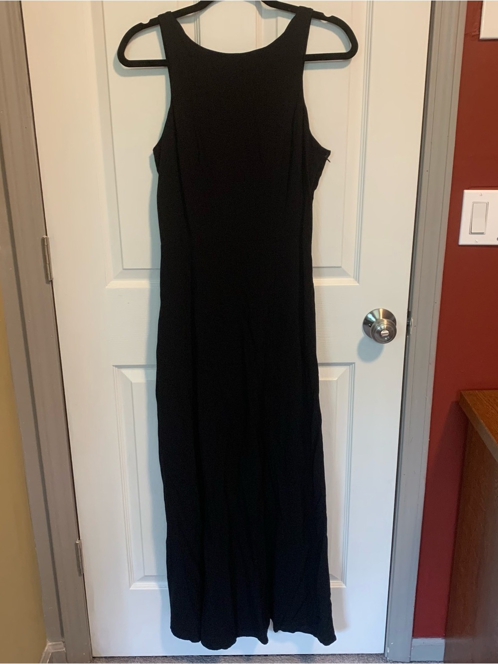 Newport News Black Sleeveless Maxi Dress